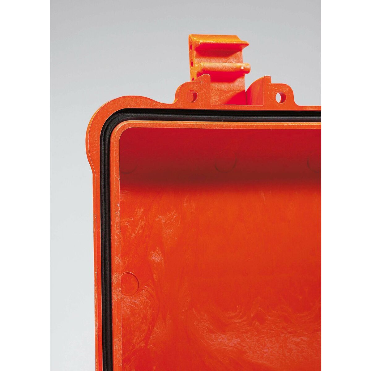 M1204179_7